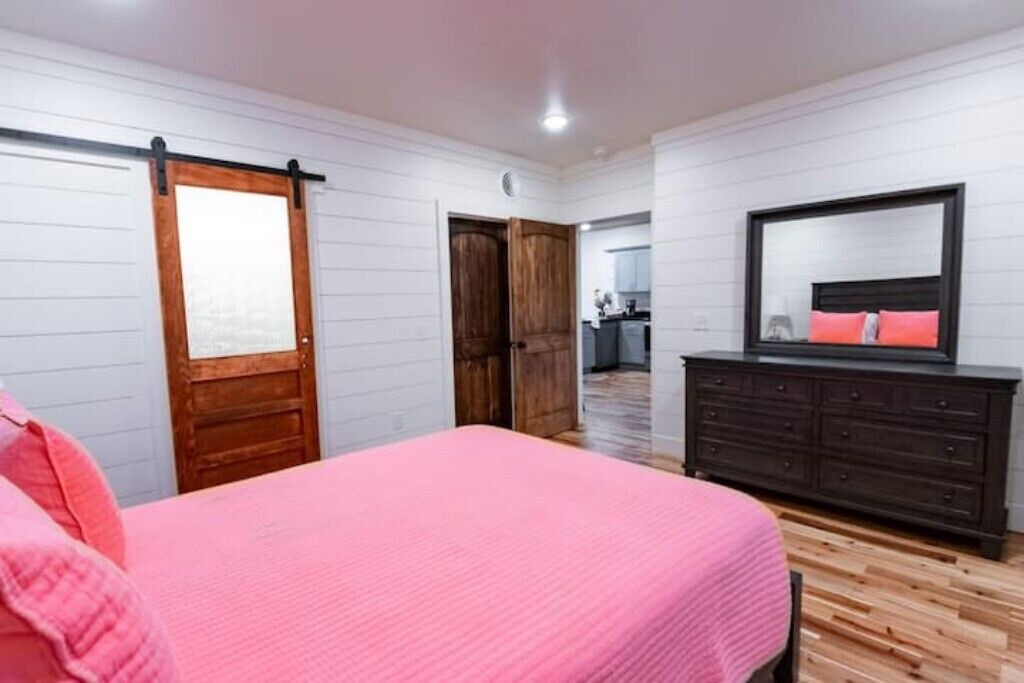 Photo of Bedroom in Cullman