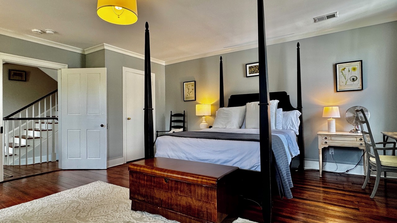 Photo of Bedroom in Upperville
