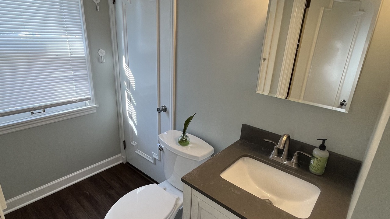 Photo of Bathroom in Kaneville