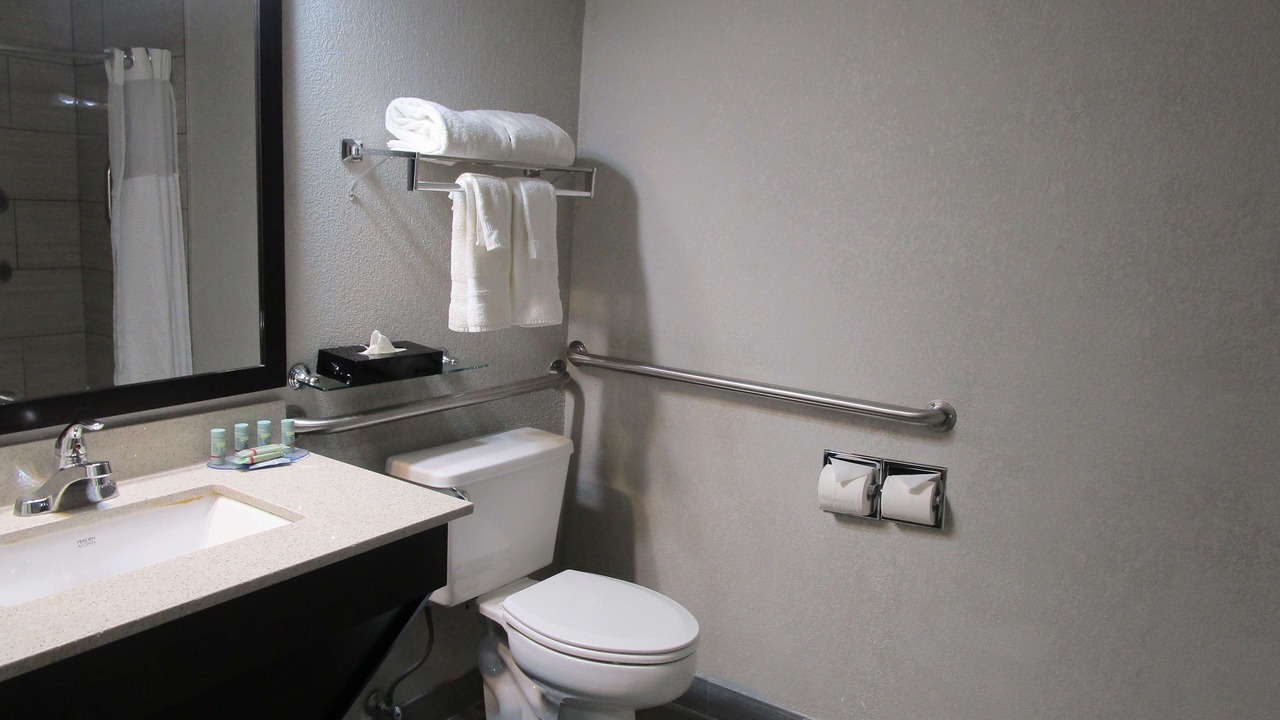 Photo of Bathroom in Muscatine