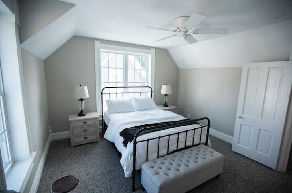 Photo of Bedroom in Maquoketa