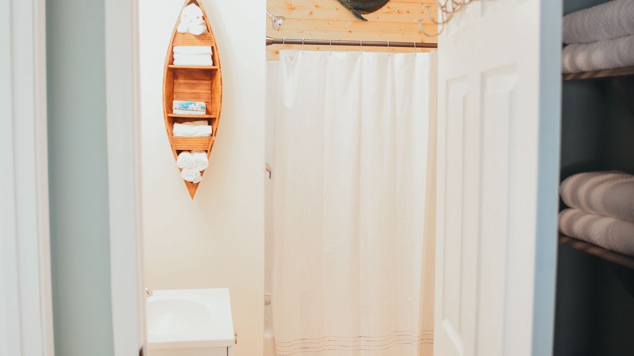 Photo of Bathroom in Elizabethton