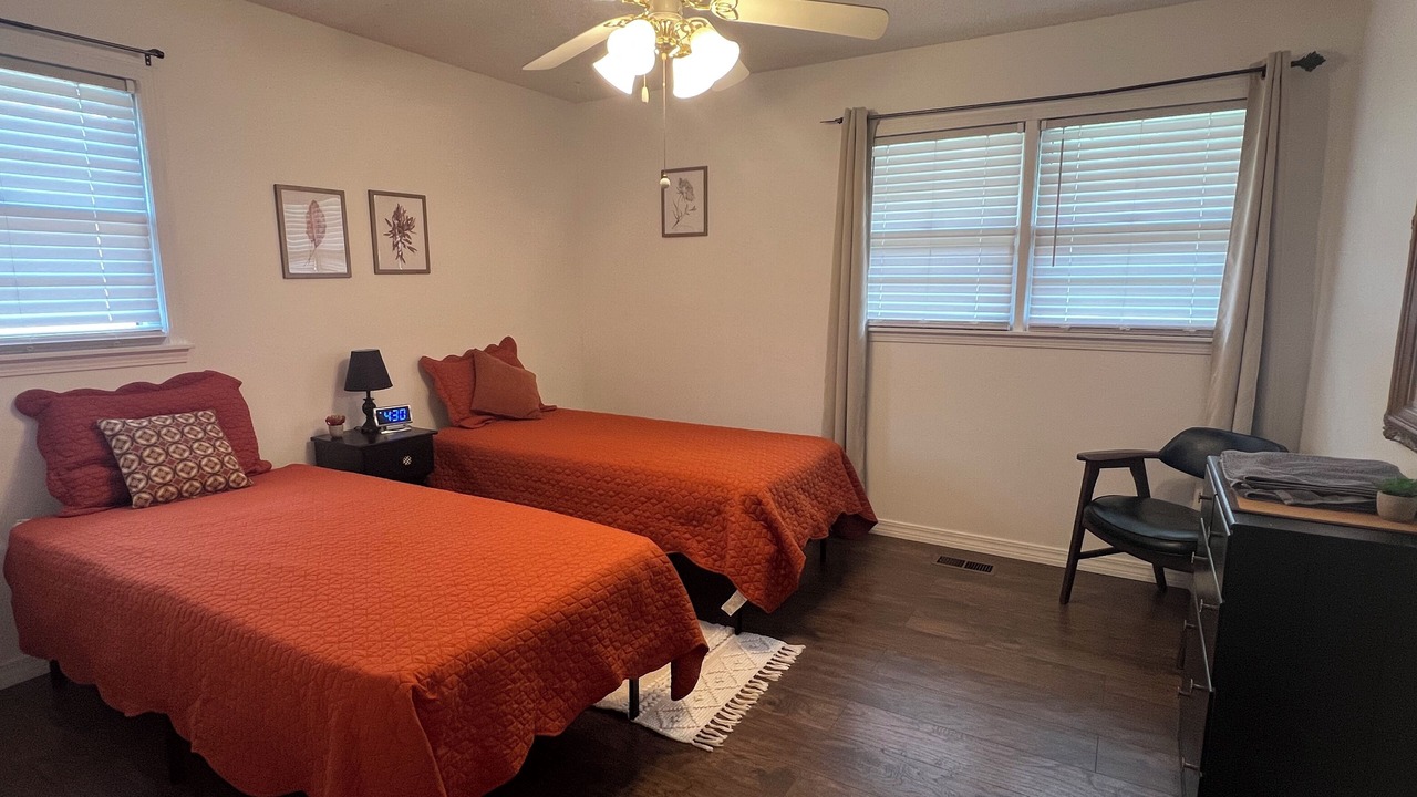 Photo of Bedroom in Rainbow City