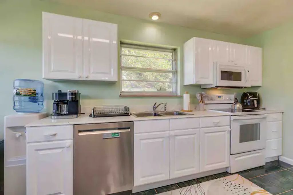 Photo of Kitchen in Ten Mile