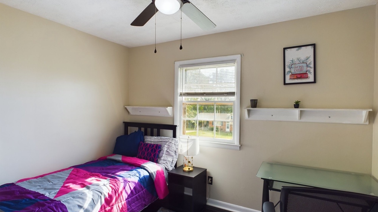 Photo of Bedroom in Pine Forest