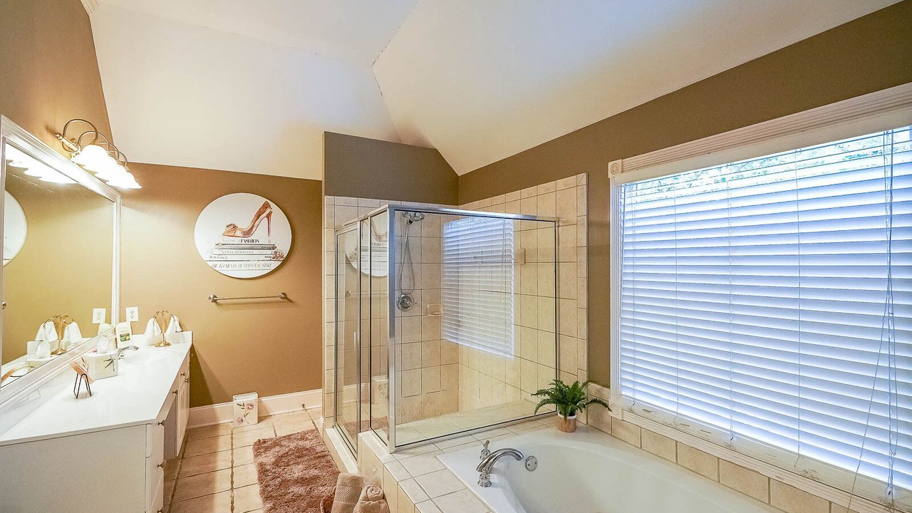 Photo of Bathroom in Acworth