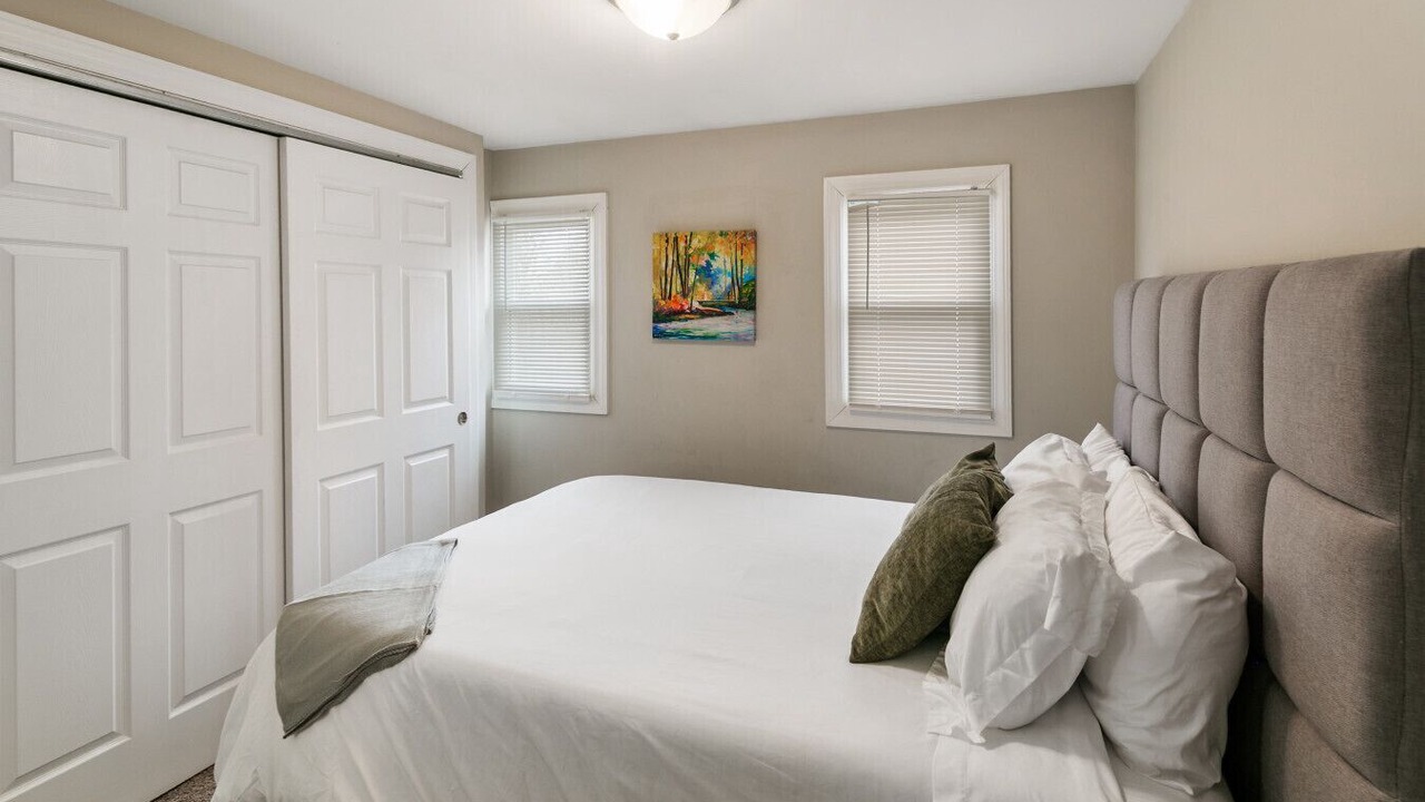 Photo of Bedroom in Libertyville