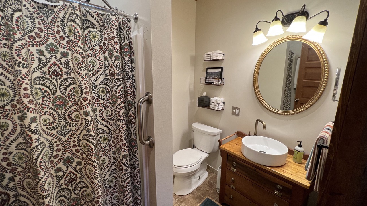 Photo of Bathroom in Sabula