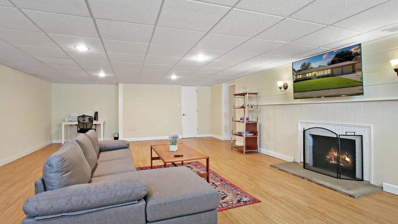 Photo of Livingroom in Russell