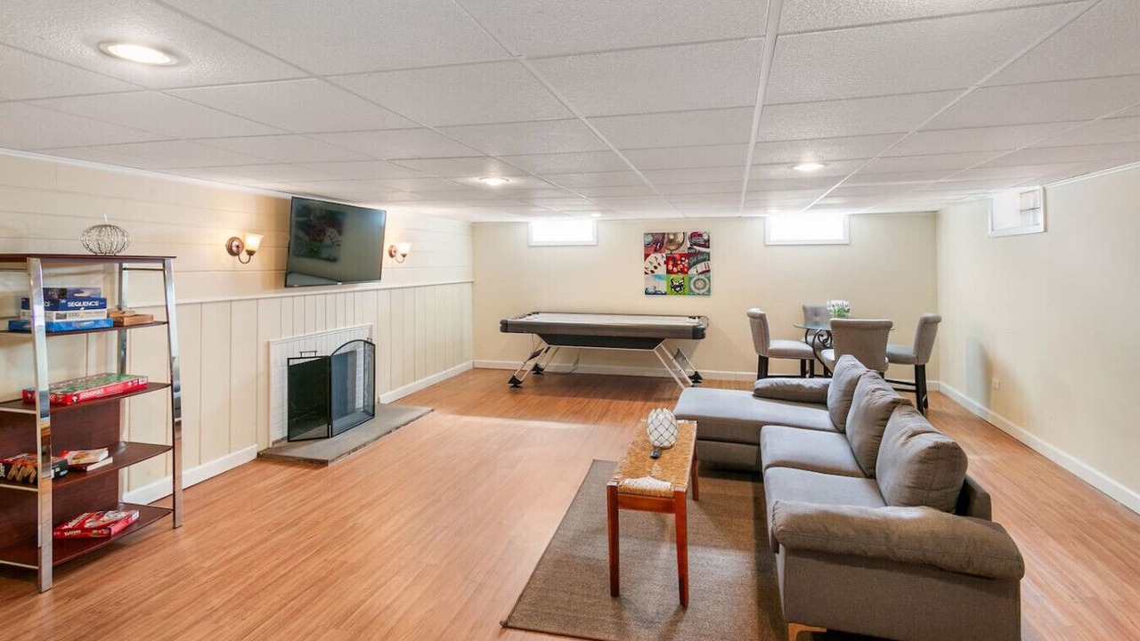 Photo of Livingroom in Russell