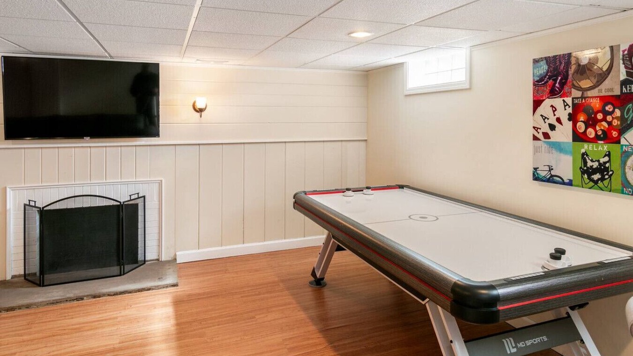 Photo of Bedroom in Russell