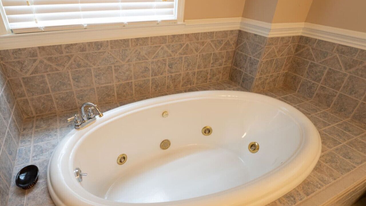 Photo of Bathroom in Cedar Bluff