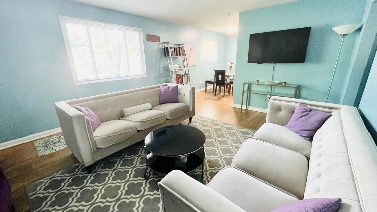 Photo of Livingroom in Aurora Highlands