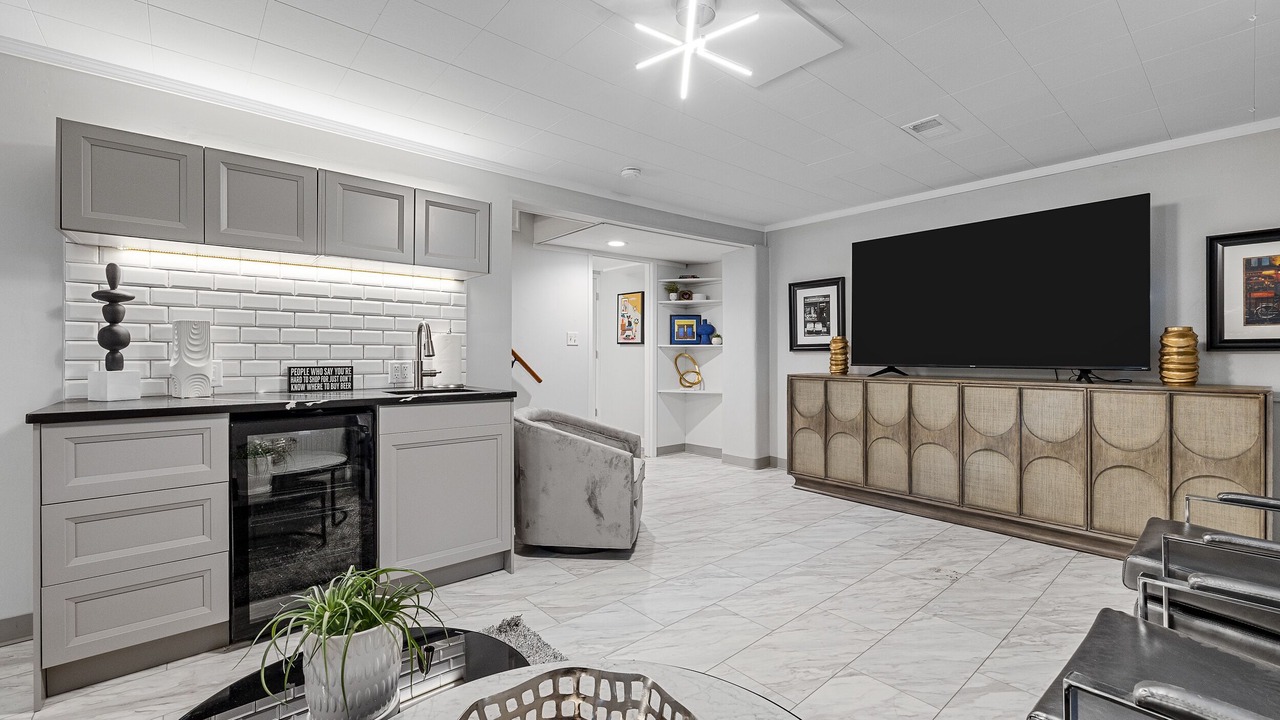 Photo of Livingroom in University Heights