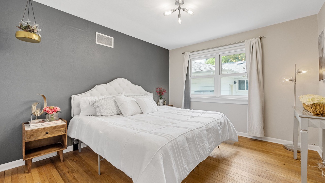 Photo of Bedroom in University Heights