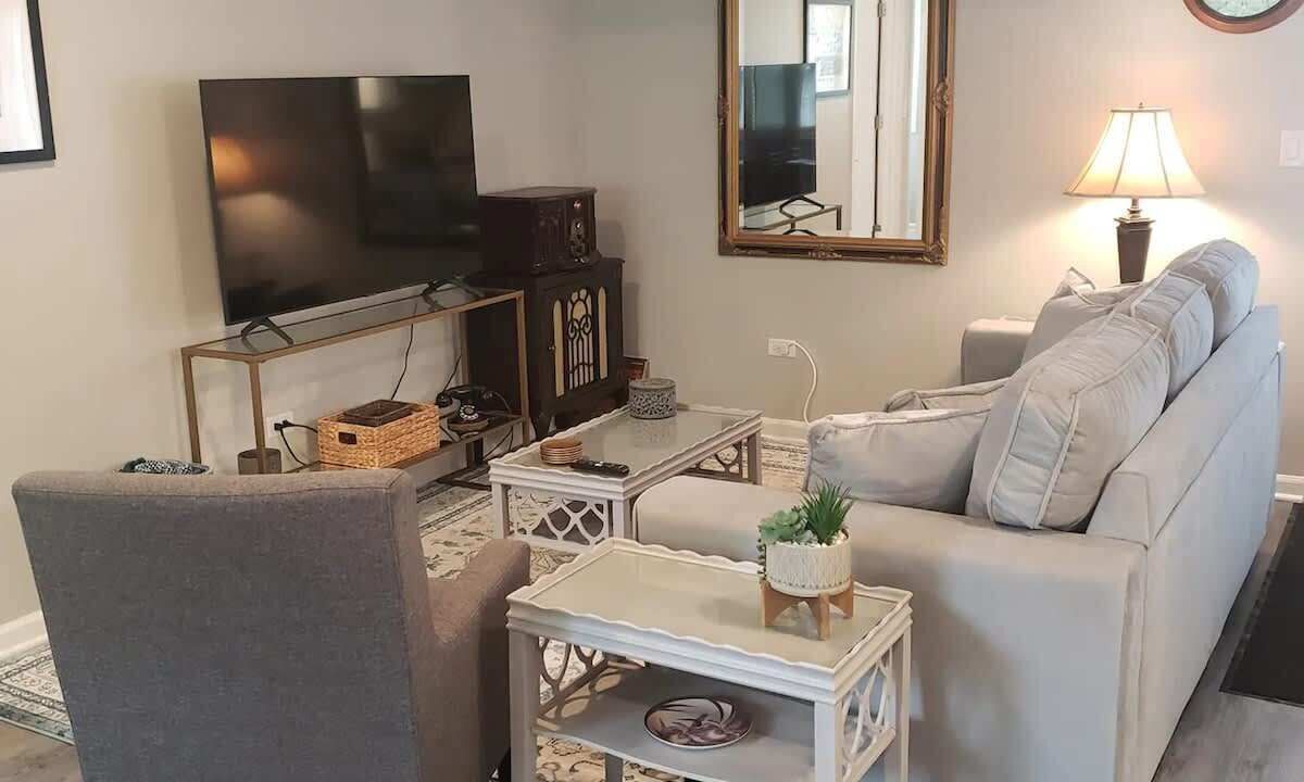 Photo of Livingroom in Barrington