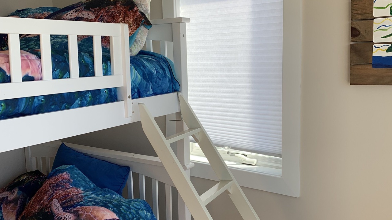 Photo of Bedroom in Townsend's Inlet