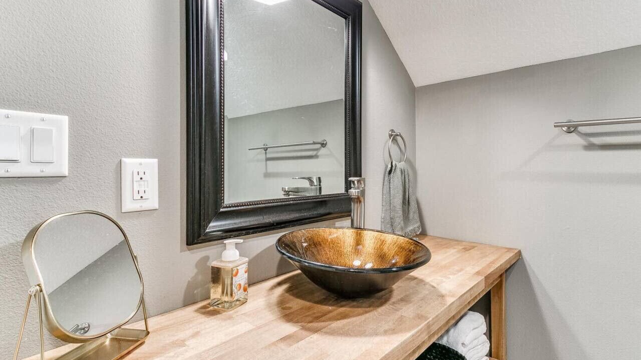 Photo of Bathroom in Des Moines
