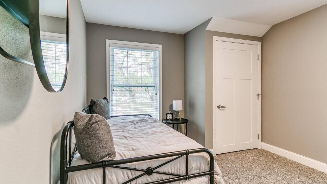 Photo of Bedroom in Des Moines