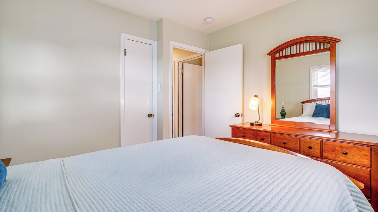 Photo of Bedroom in Mystic Island
