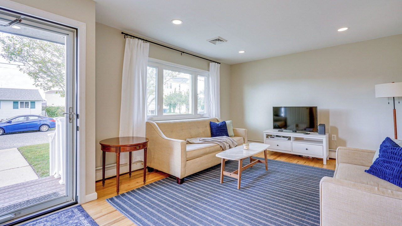 Photo of Bedroom in Mystic Island