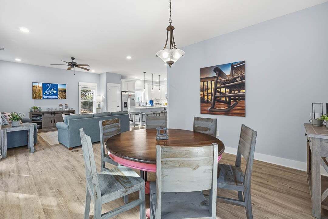 Photo of Bedroom in Monteray Shores