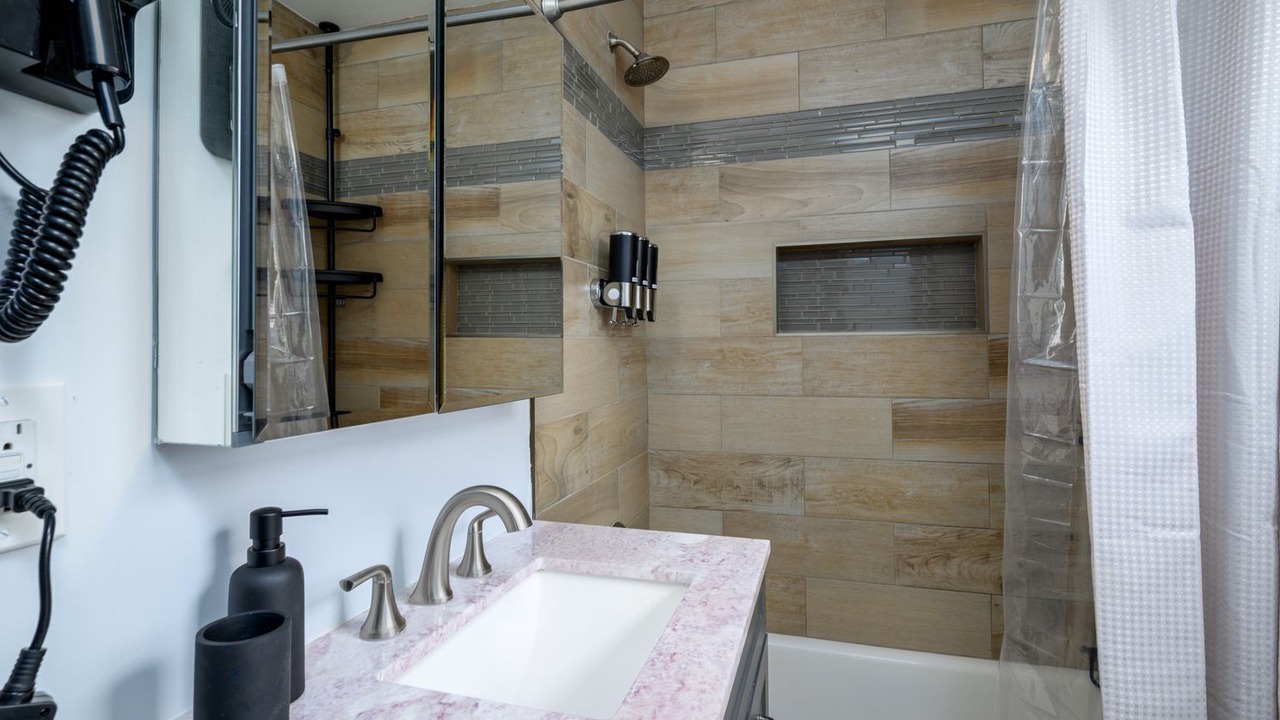 Photo of Bathroom in Mount Rainier