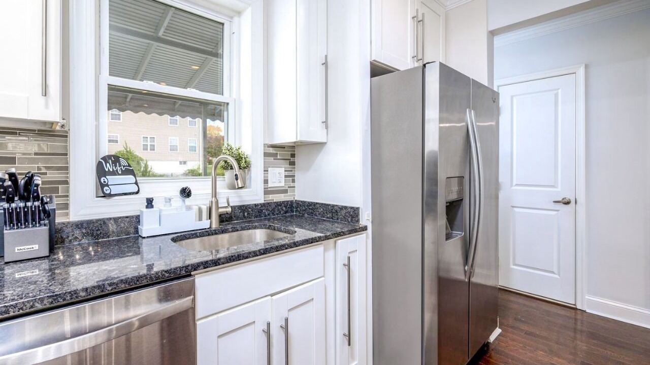 Photo of Kitchen in Mount Rainier