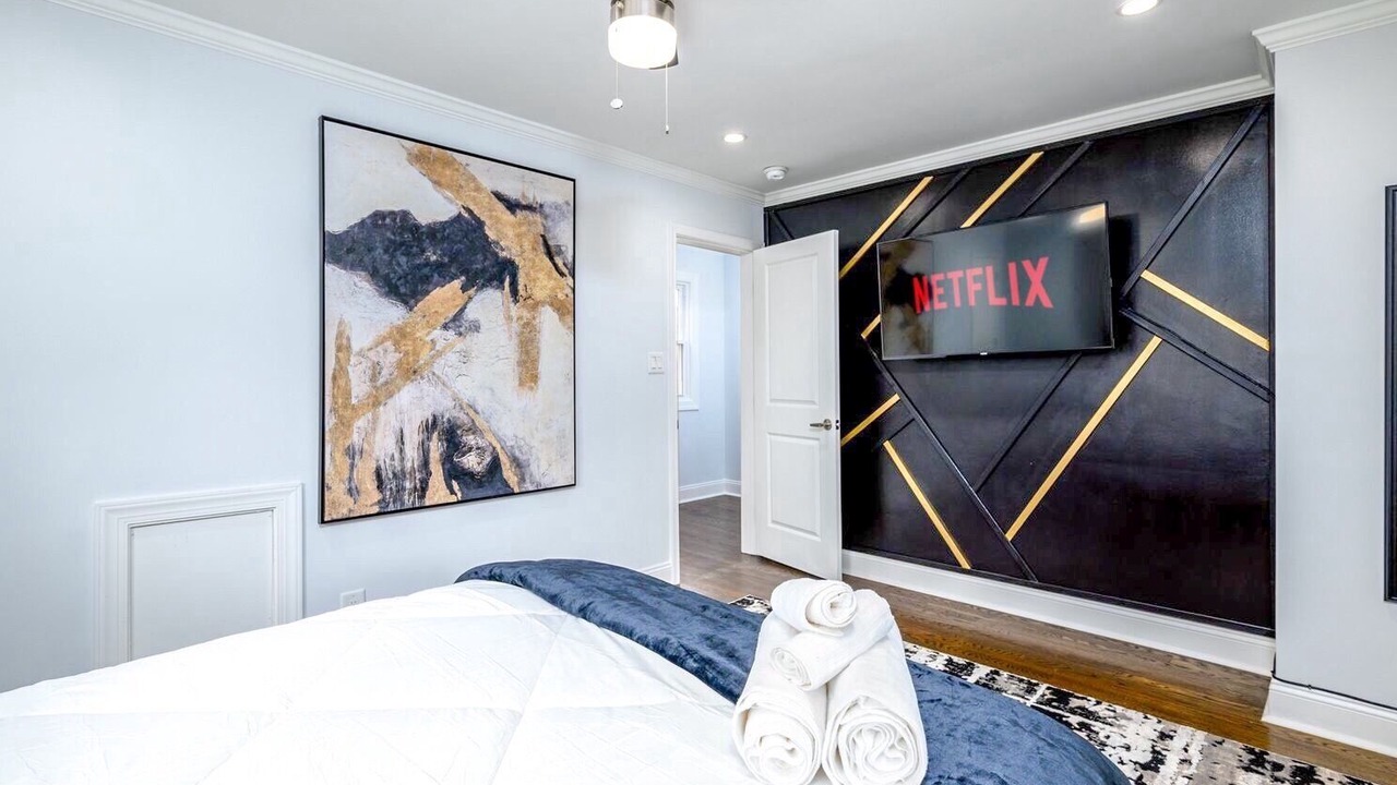 Photo of Bedroom in Mount Rainier