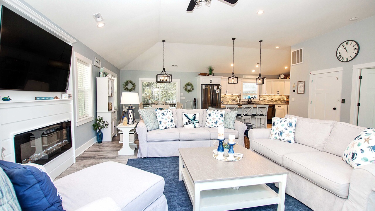 Photo of Livingroom in Corolla Light