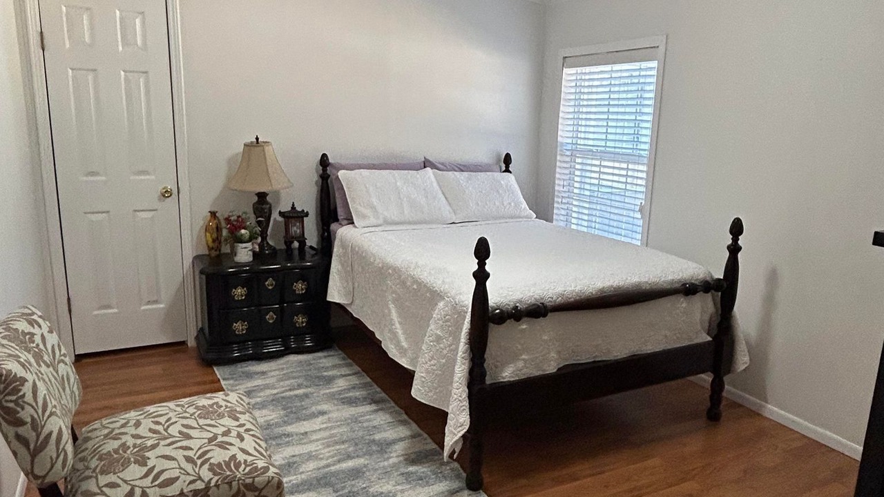 Photo of Bedroom in Lydia
