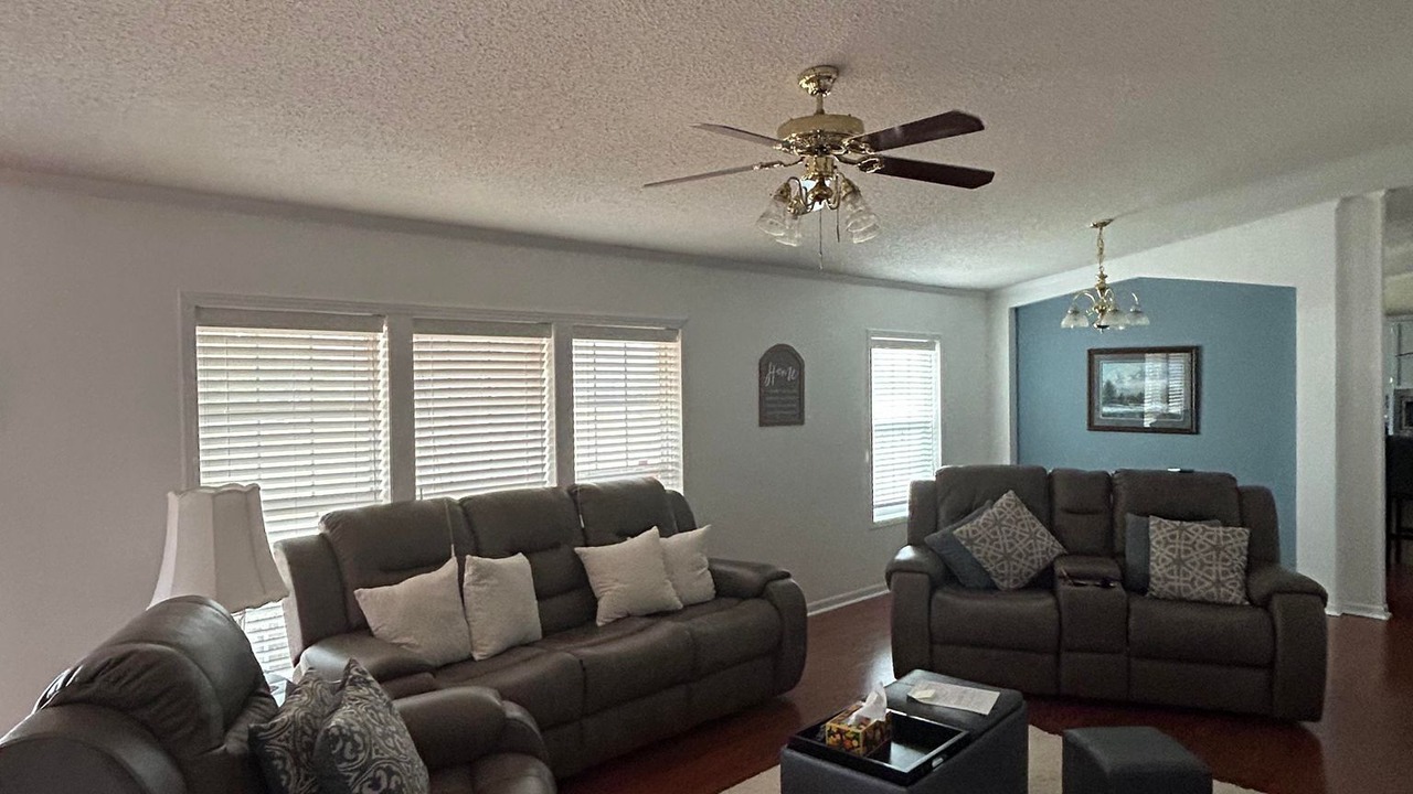 Photo of Livingroom in Lydia