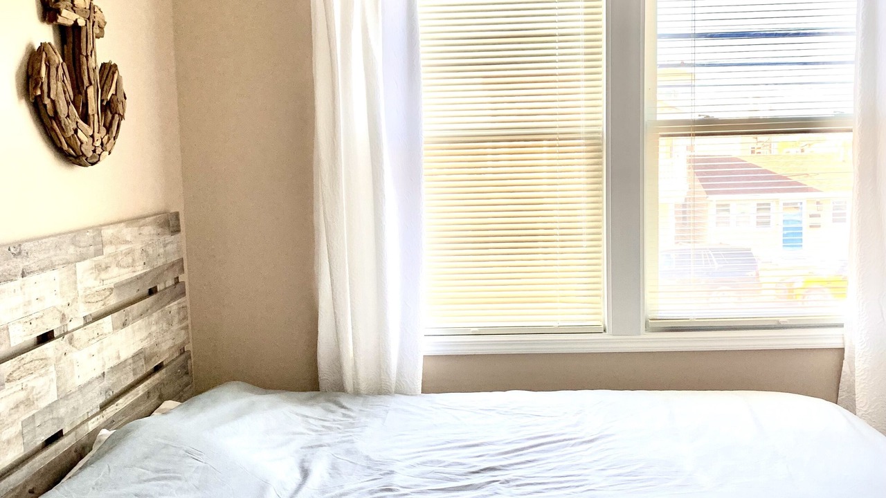 Photo of Bedroom in Seaside Heights