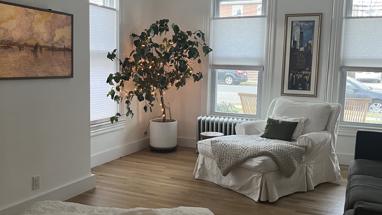 Photo of Bedroom in South Amboy