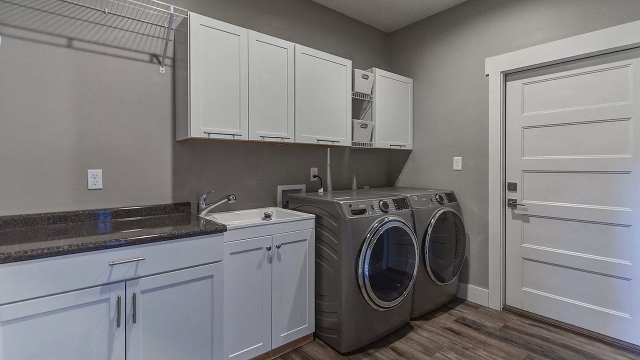 Photo of Bedroom in Chapin