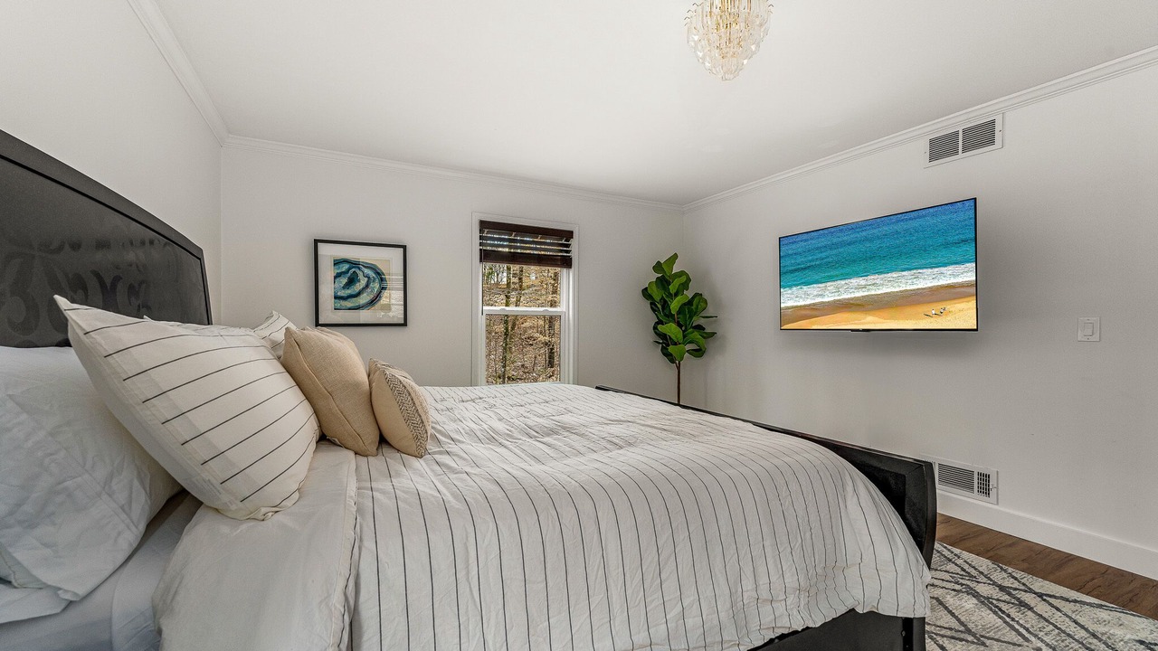 Photo of Bedroom in Roswell