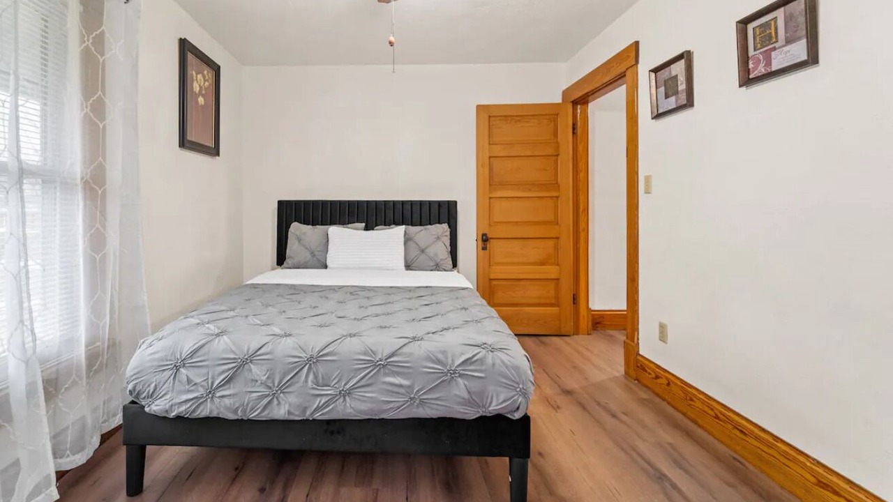 Photo of Bedroom in Des Moines