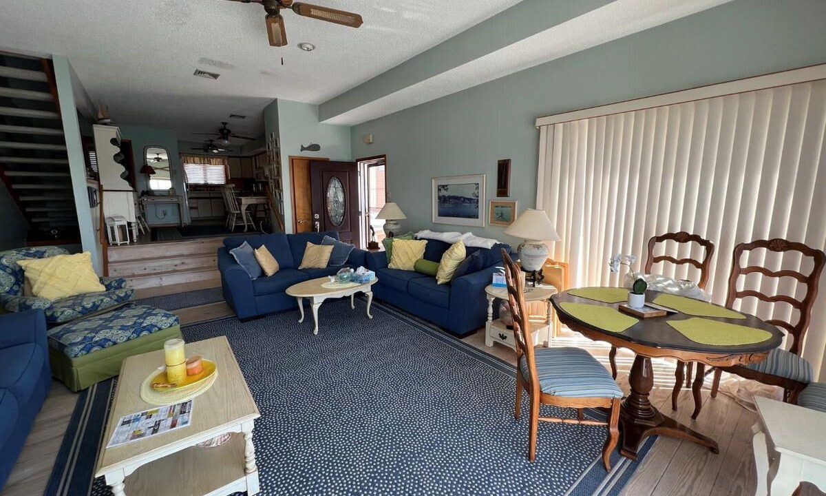 Photo of Livingroom in Dennisville