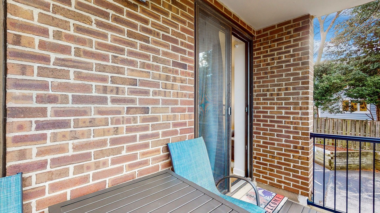 Photo of Patio Balcony in Eastport