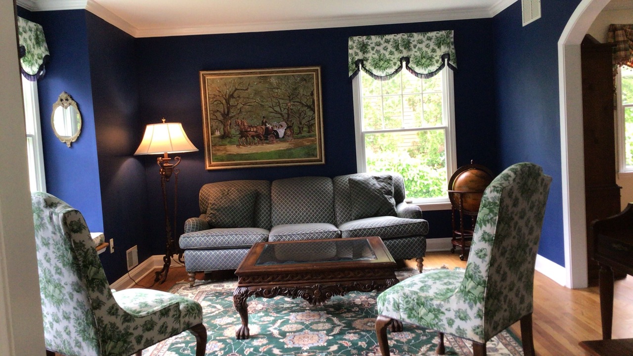 Photo of Livingroom in Spring Lake