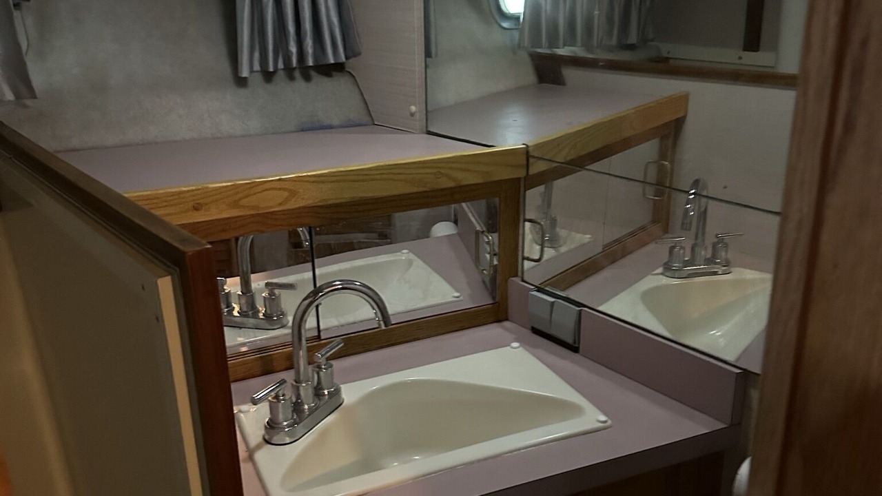 Photo of Bathroom in Parole