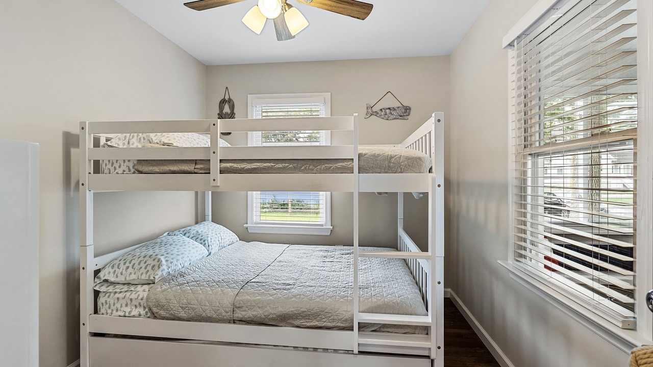 Photo of Bedroom in Ortley Beach