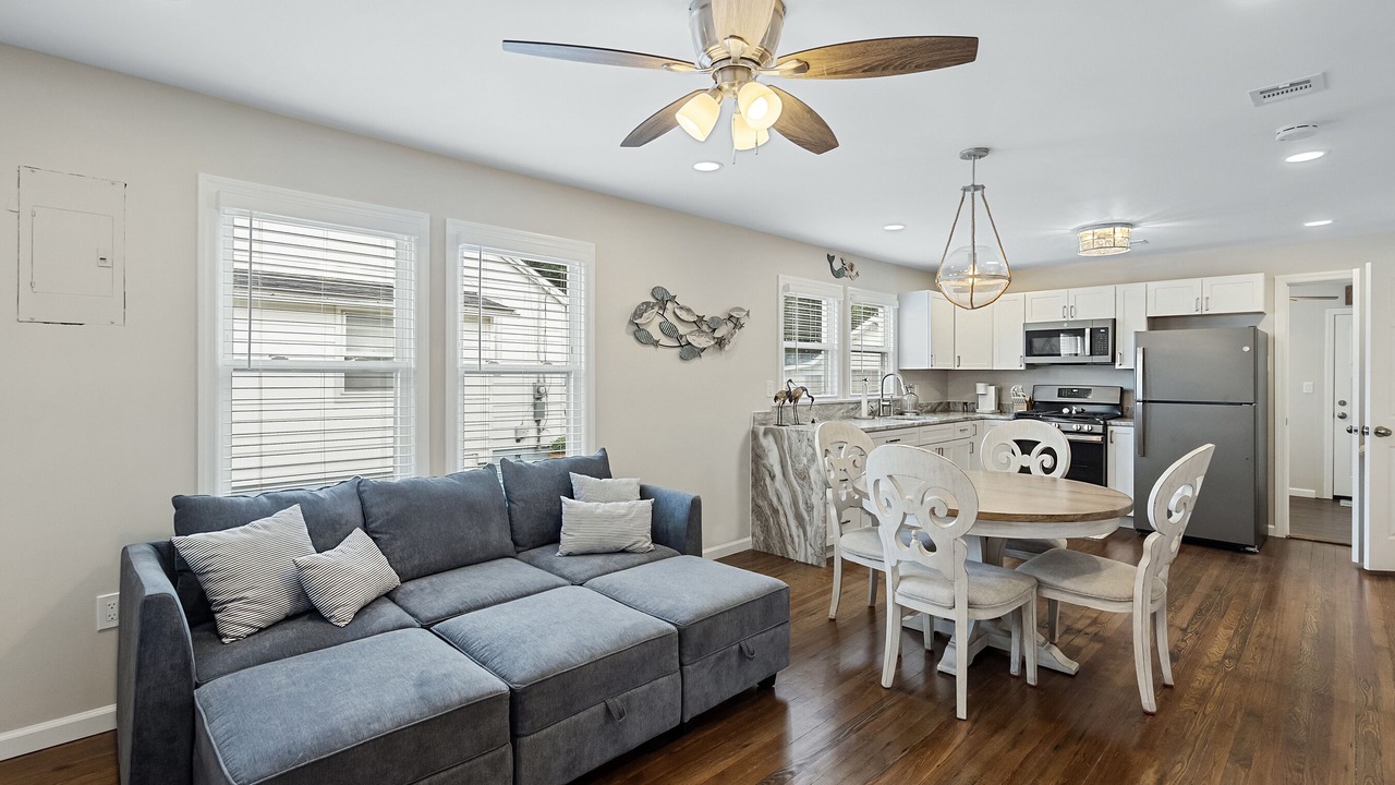 Photo of Livingroom in Ortley Beach