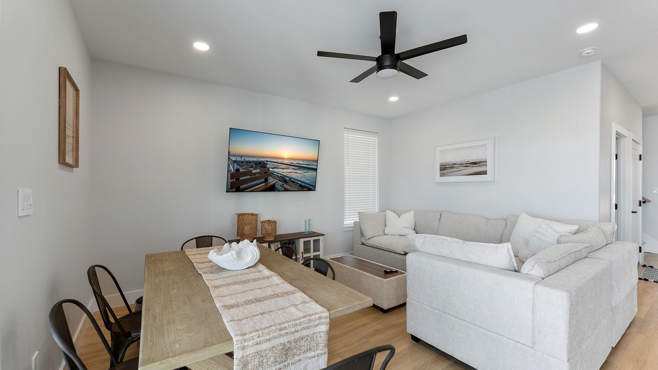 Photo of Livingroom in West Wildwood