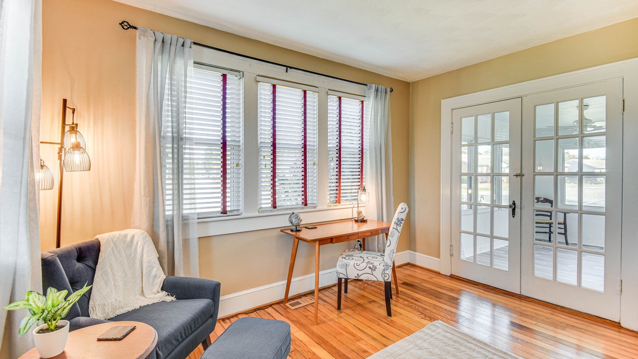 Photo of Livingroom in Smithfield
