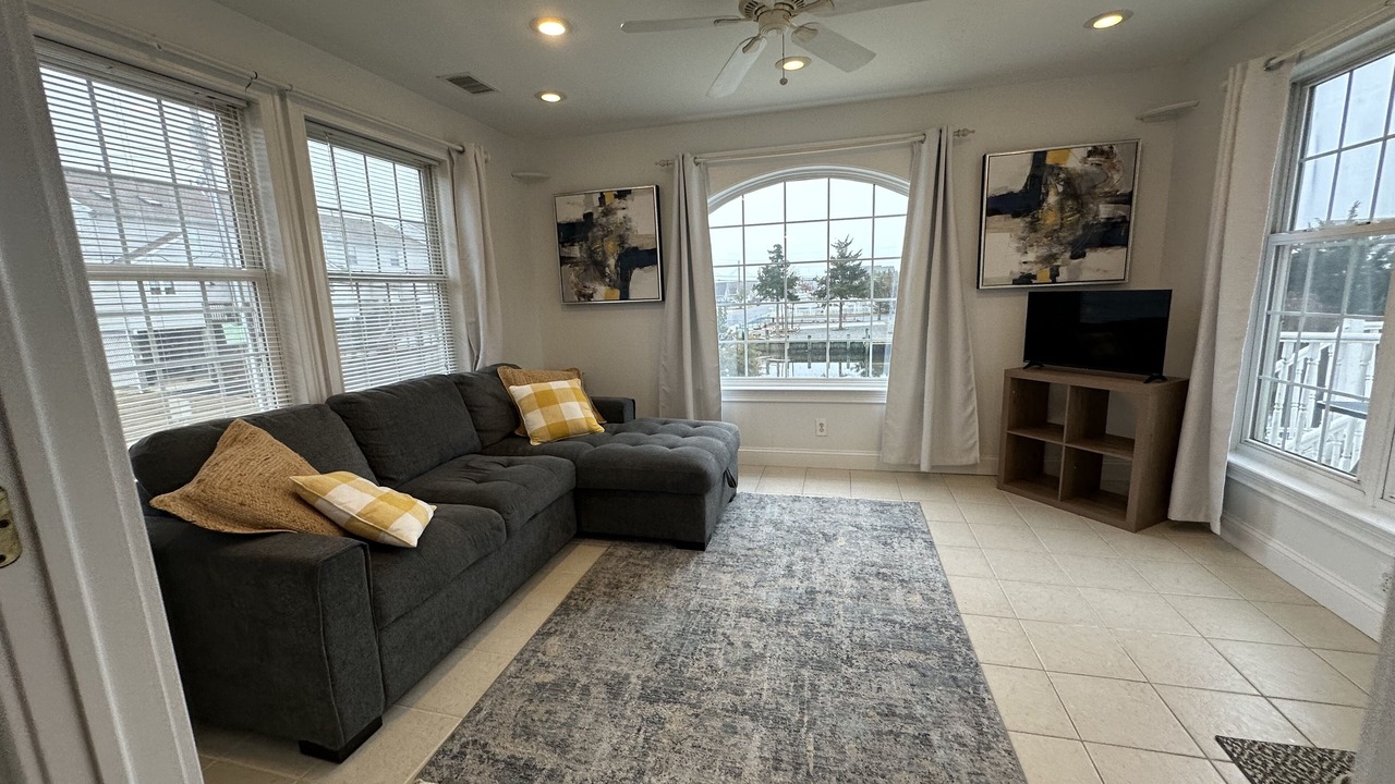Photo of Livingroom in Mystic Island