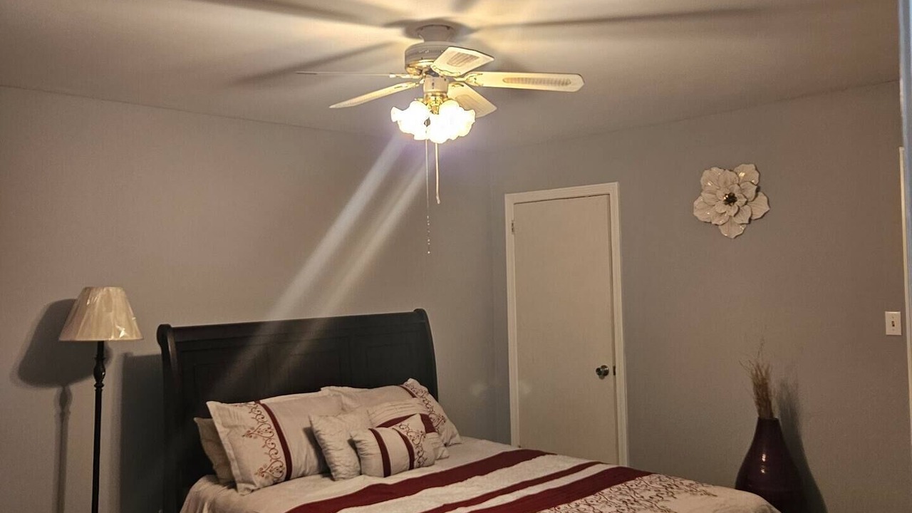 Photo of Bedroom in Elizabeth City