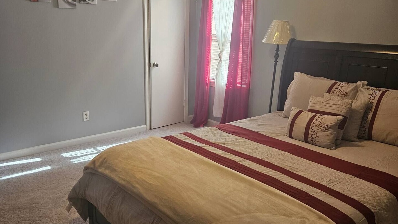 Photo of Bedroom in Elizabeth City