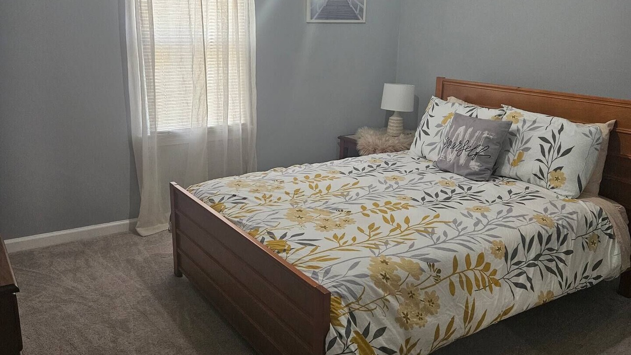 Photo of Bedroom in Elizabeth City