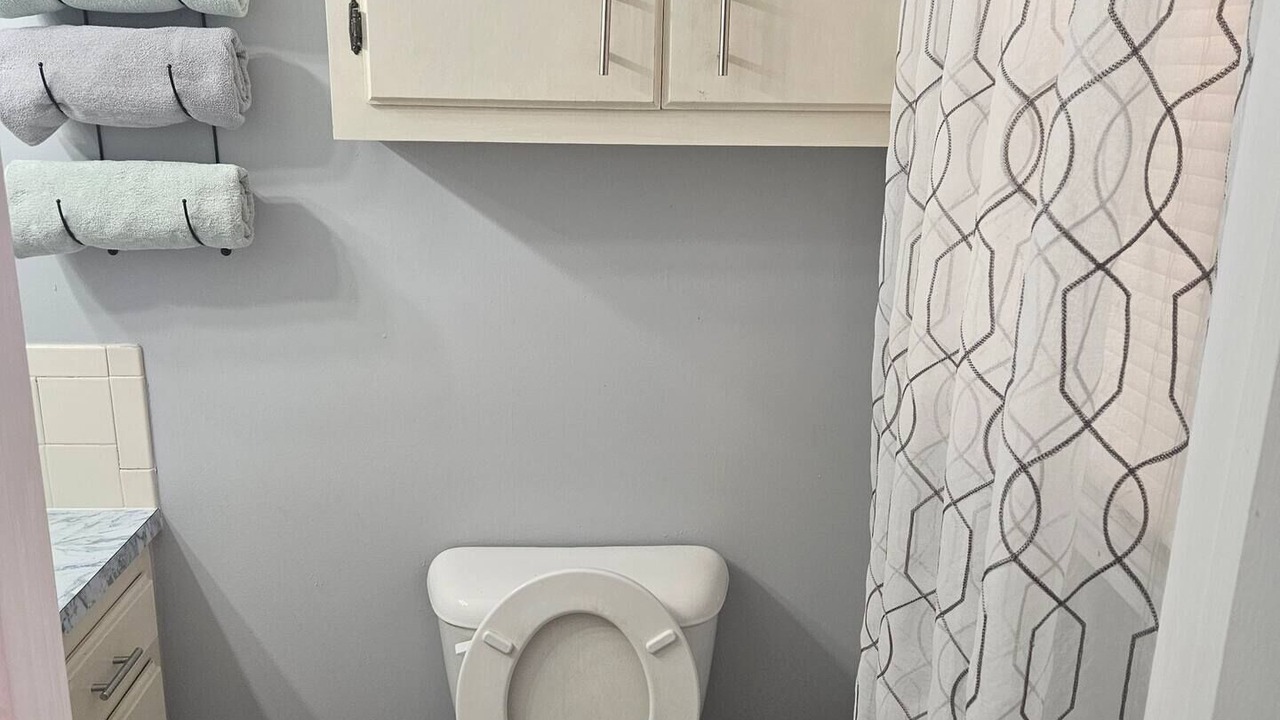Photo of Bathroom in Elizabeth City